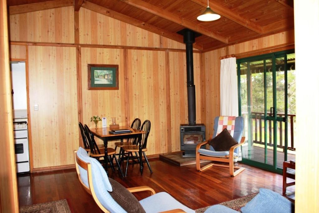 Hawke Brook Chalets بيمبرتون الغرفة الصورة